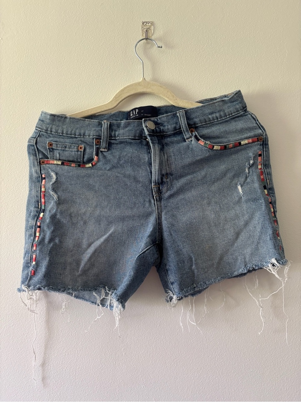 GAP Denim Cutoff Shorts in Light Blue with Embroidered Trim